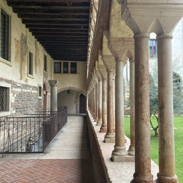 Colonne del Chiostro